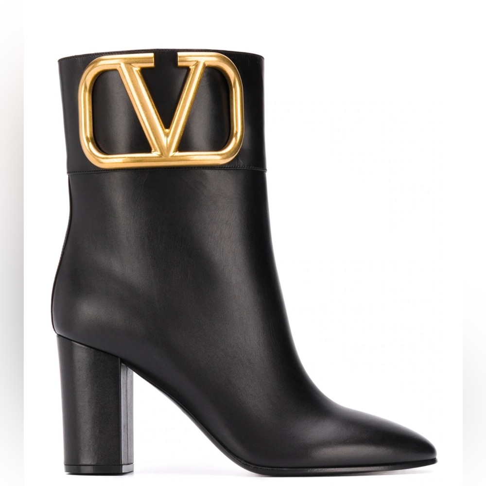 Valentino pointed boots